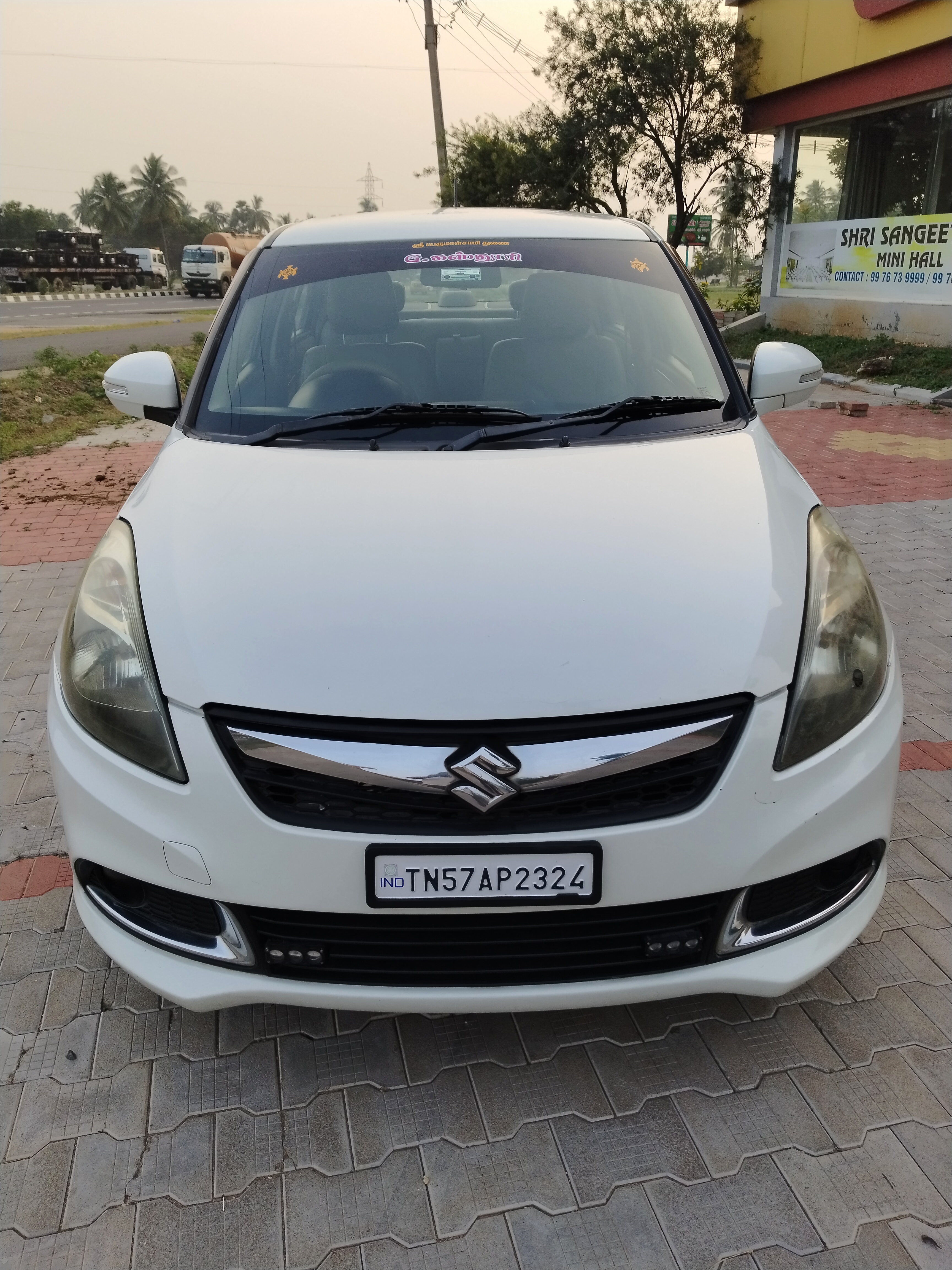 Maruti Suzuki Swift dzire VDI