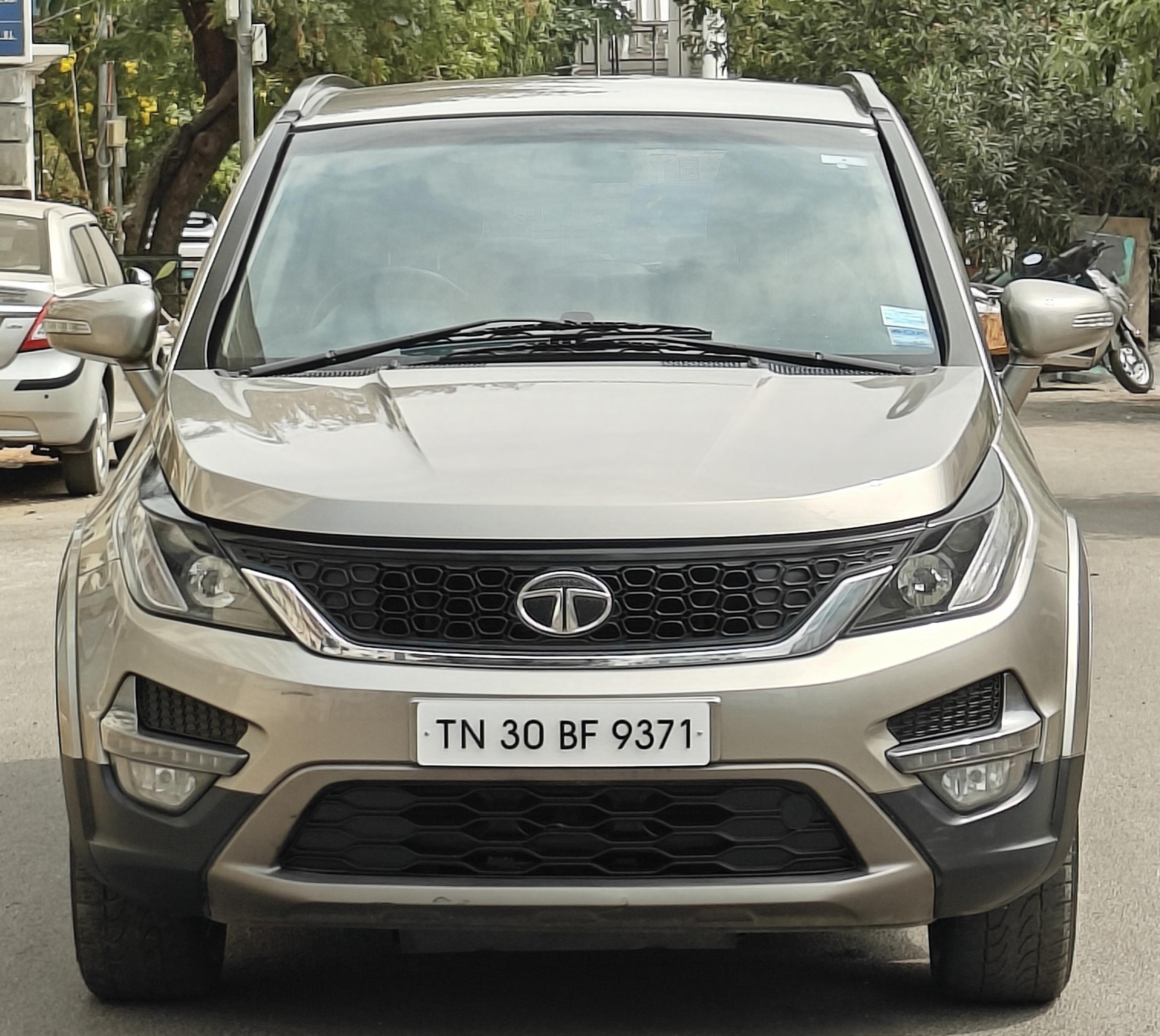 Tata Hexa XT 400 Varicor
