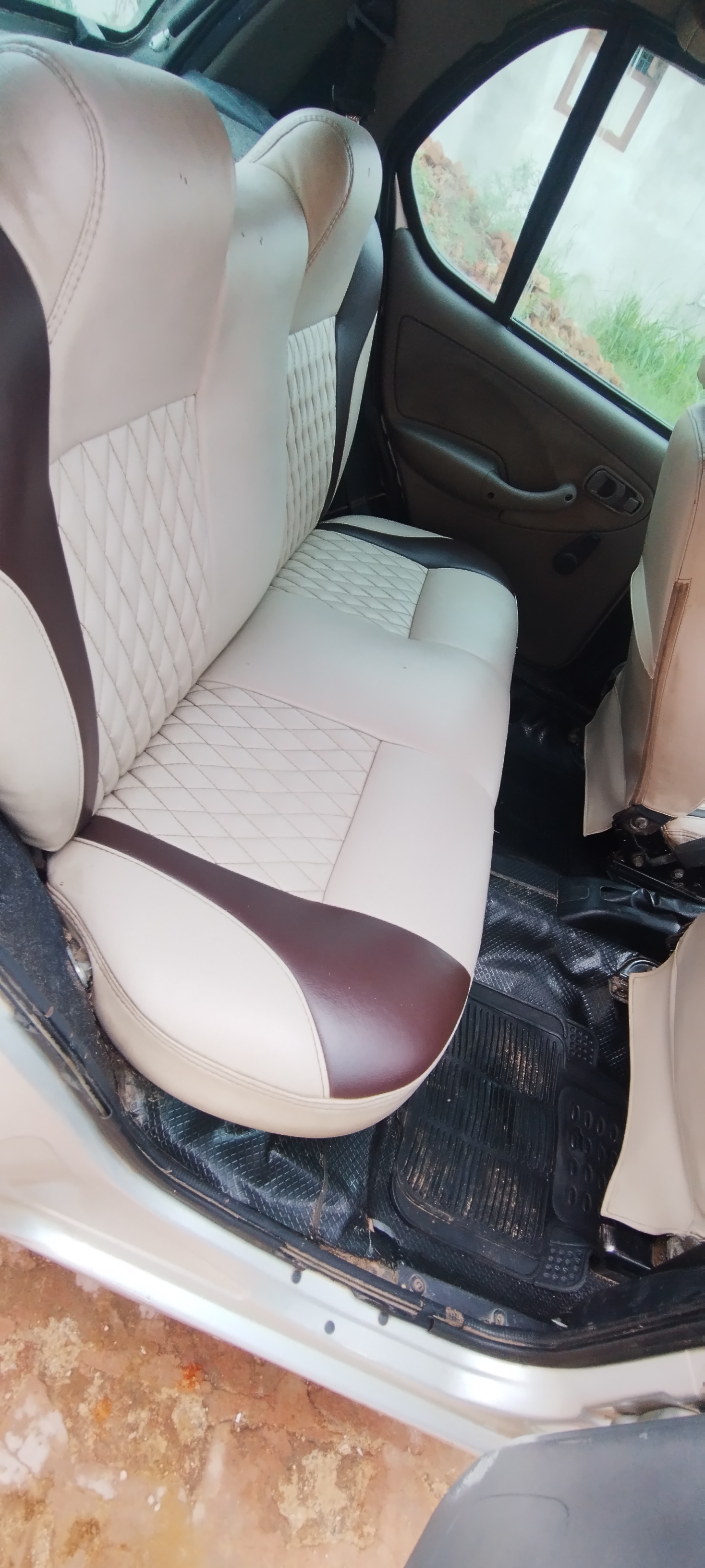 Tata Indica V2 others