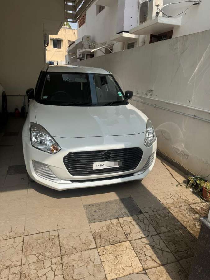 Maruti Suzuki Swift VXI