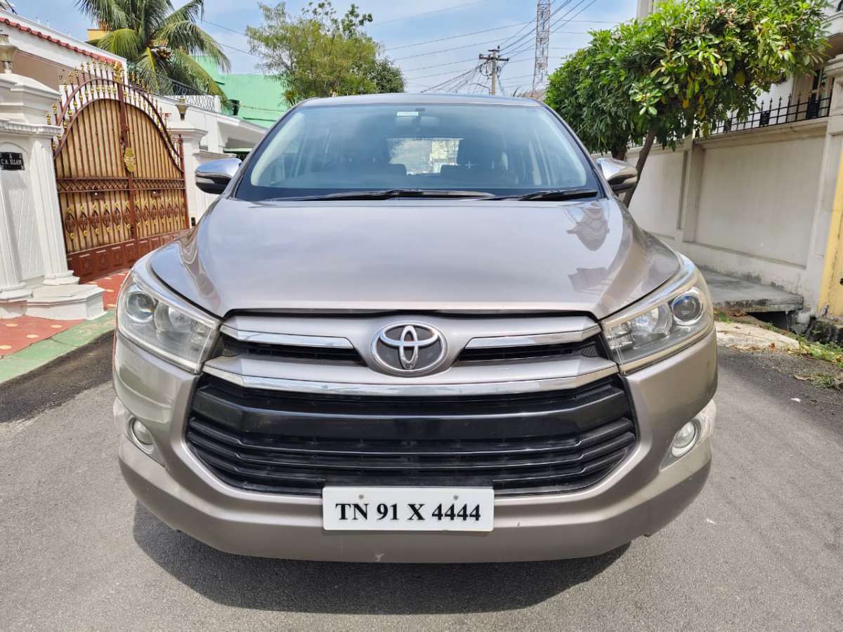 Toyota Innova Crysta 2.8 Z