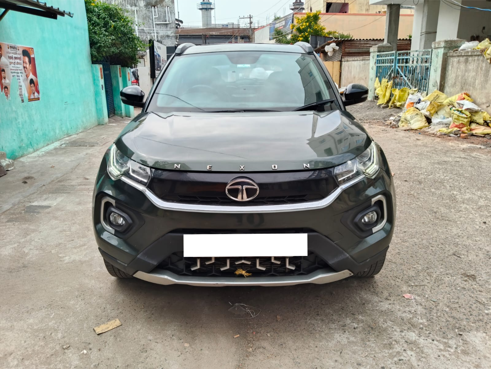 Tata Nexon XZA Plus AMT