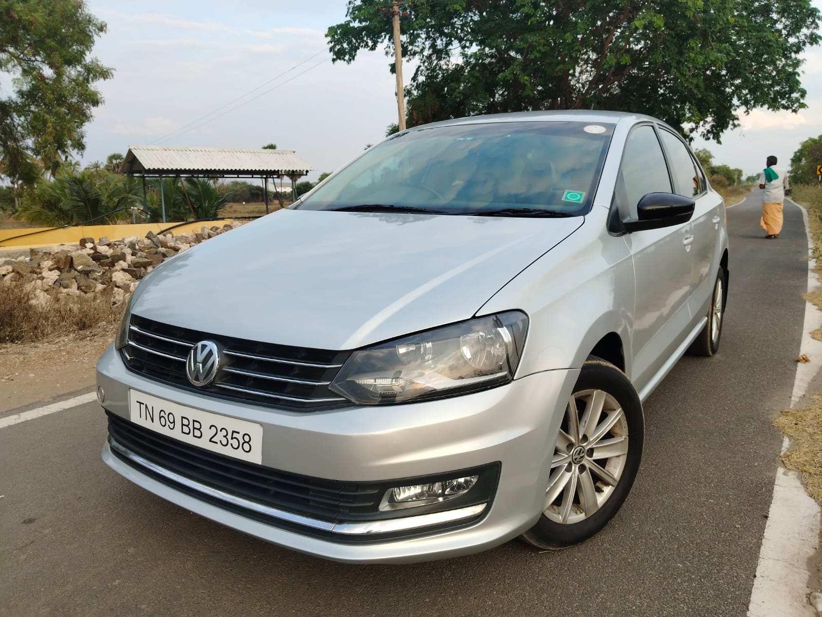 Volkswagen Vento 1.6 Highline