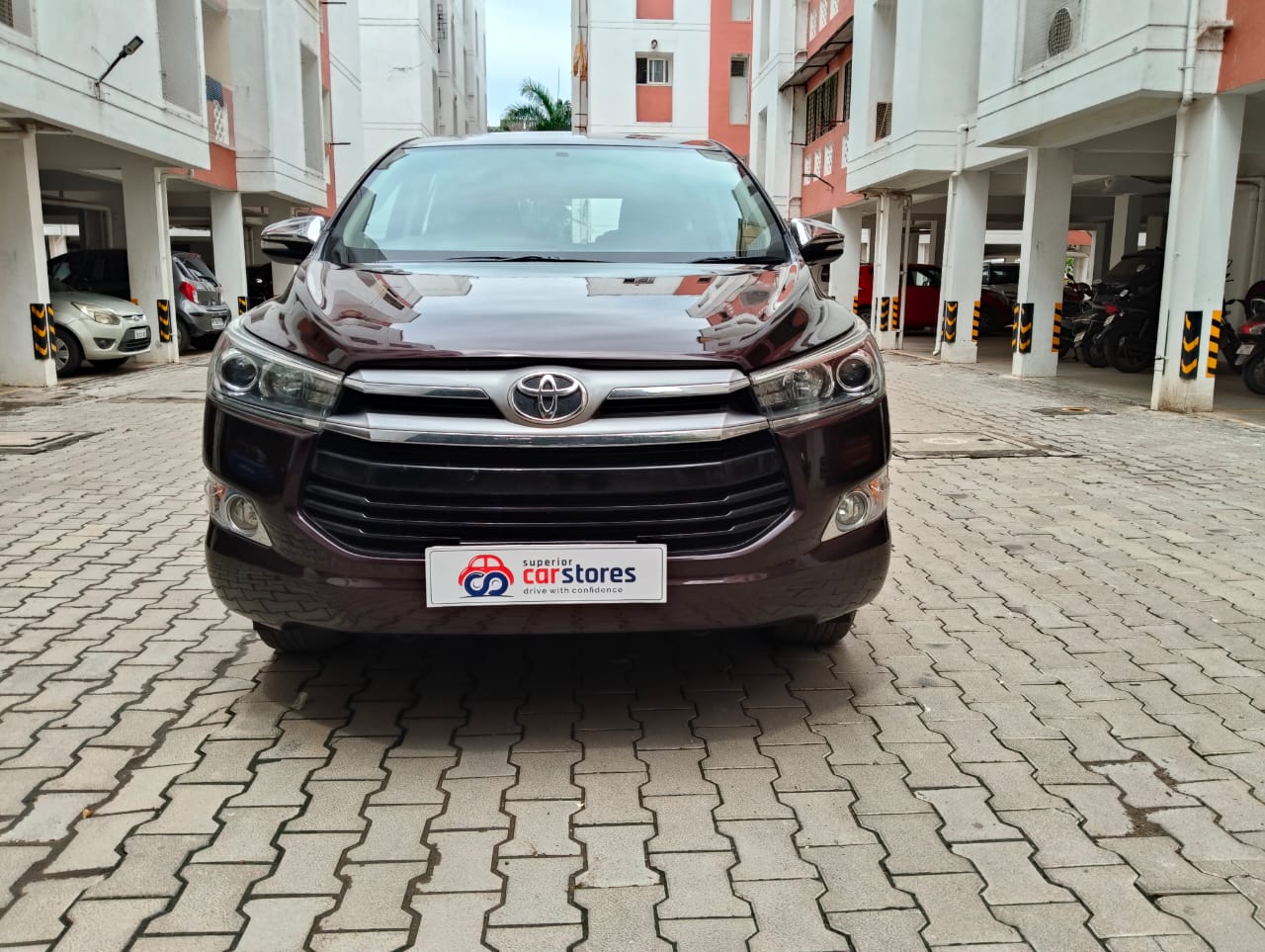 Toyota Innova Crysta 2.8 ZX AT 7 STR