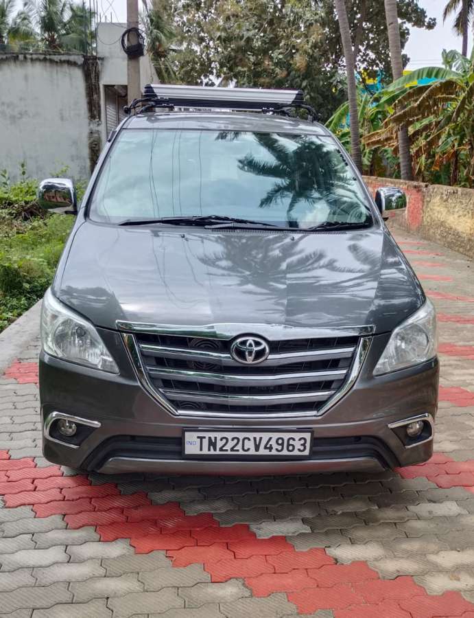 Toyota Innova 2.5 G4 7 STR