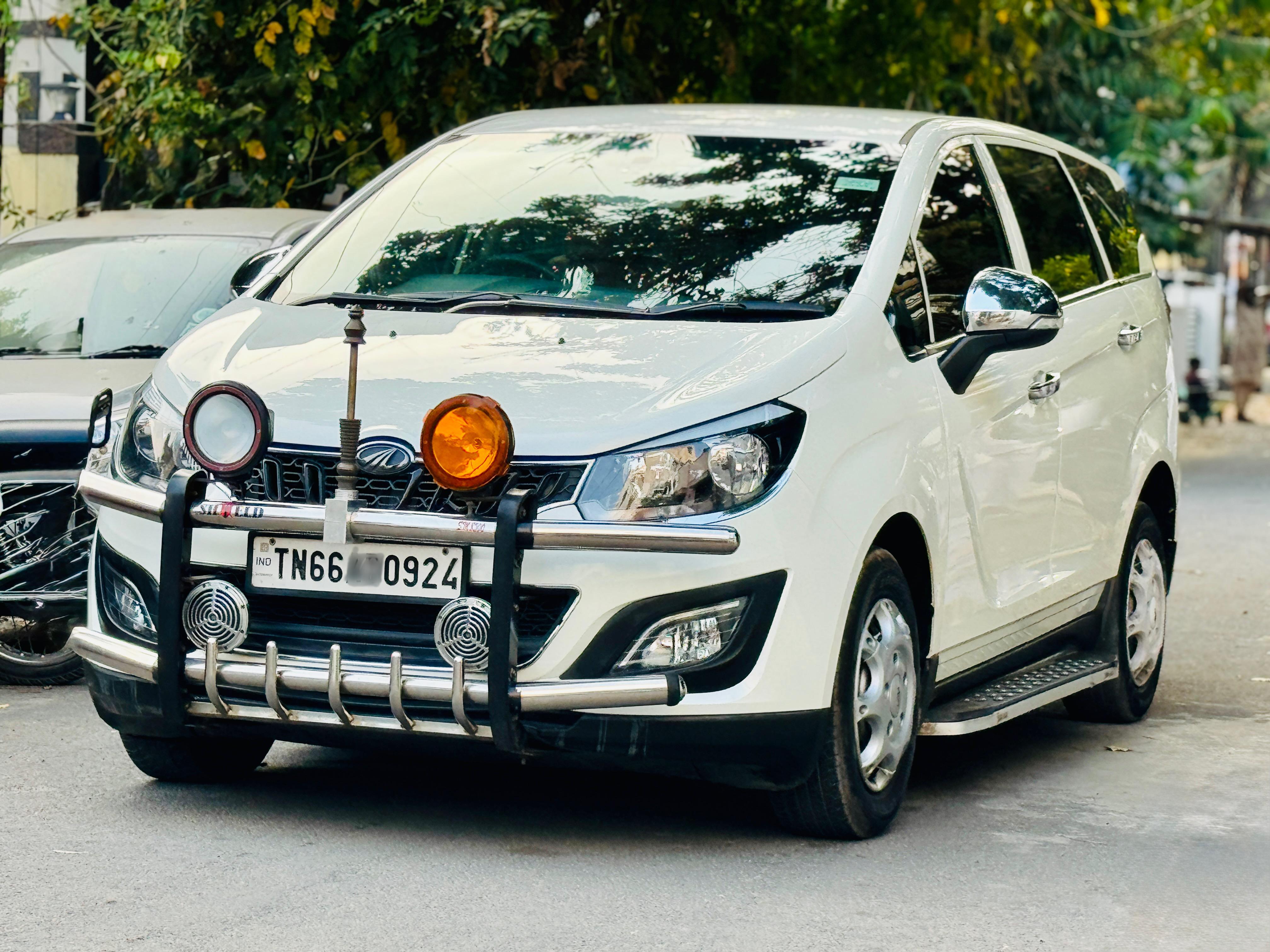 Mahindra Marazzo M2 7Str