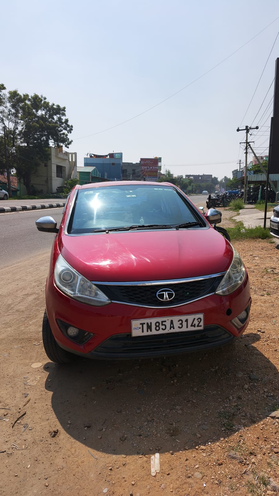 Tata Zest 1.3 XE Qudrajet 75 Ps