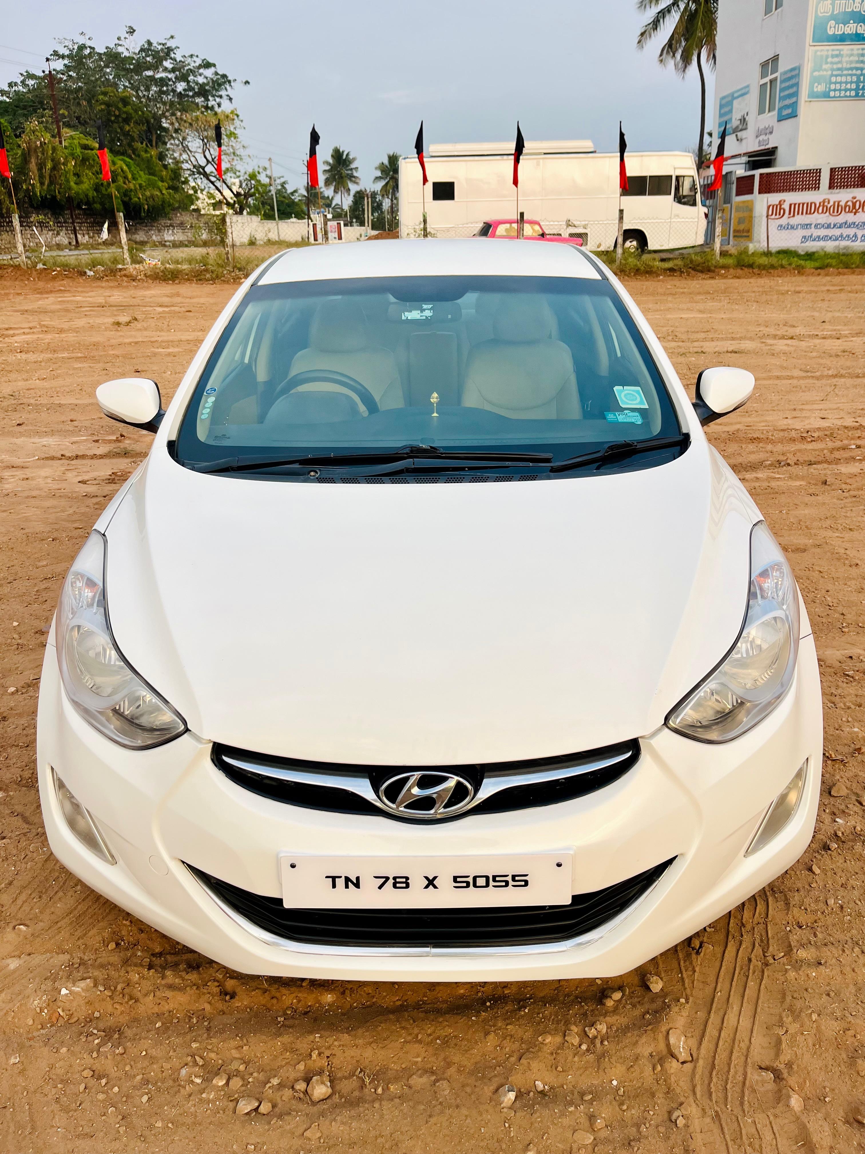 Hyundai Elantra 1.6 SX MT