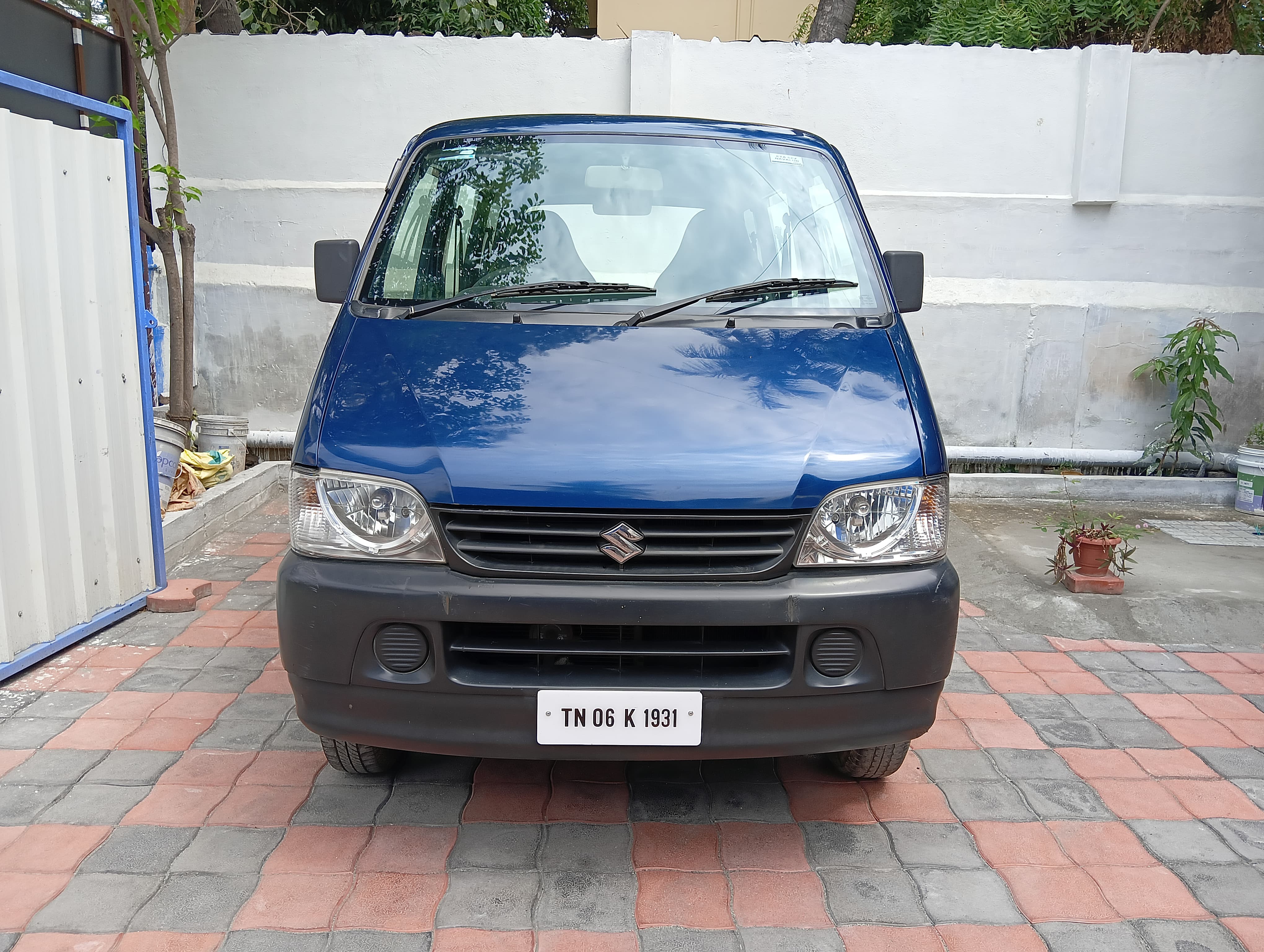 Maruti Suzuki Eeco 5 STR Ac