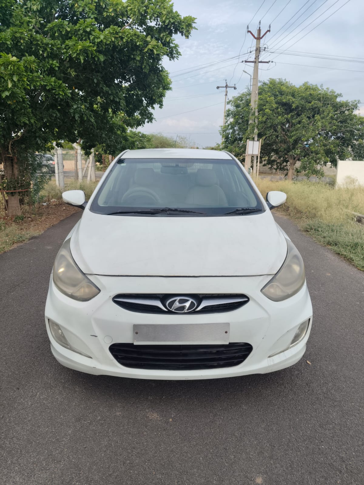 Hyundai Verna EX