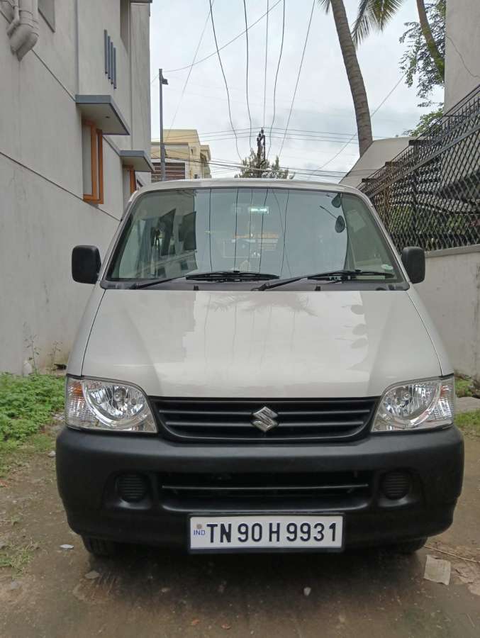 Maruti Suzuki Eeco 5 STR Ac