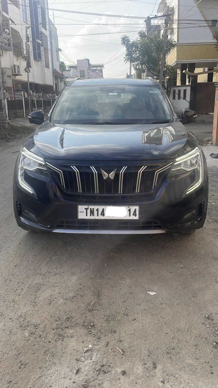 Mahindra XUV700 AX 7 Diesel AT Luxury Pack 7 STR