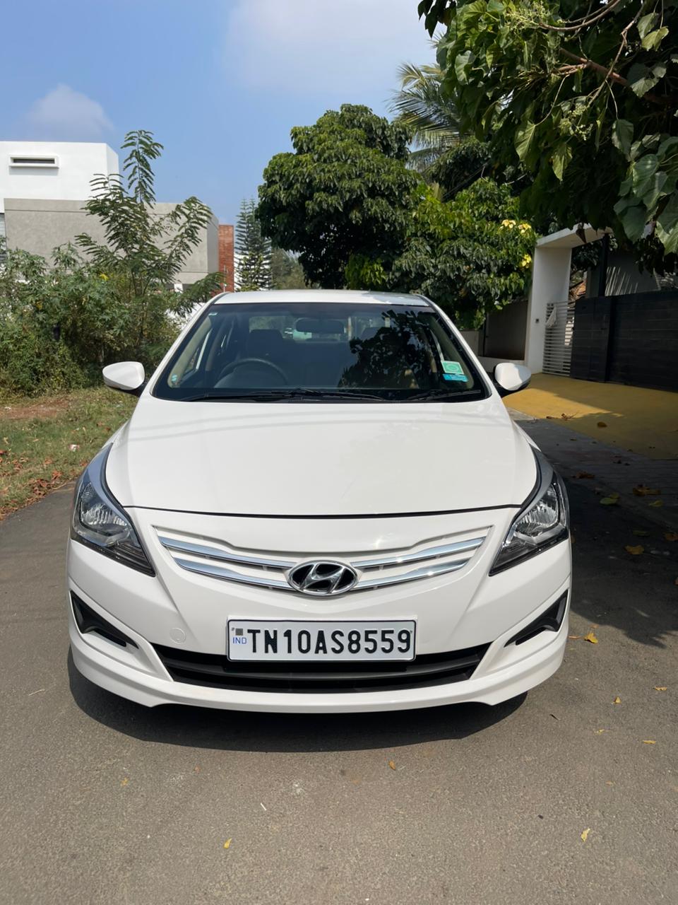 Hyundai Verna Fludic 1.6 VTVT S