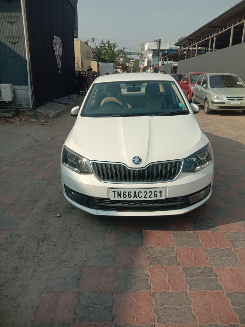 Skoda Rapid 1.6 MPI AT Ambition BSIV