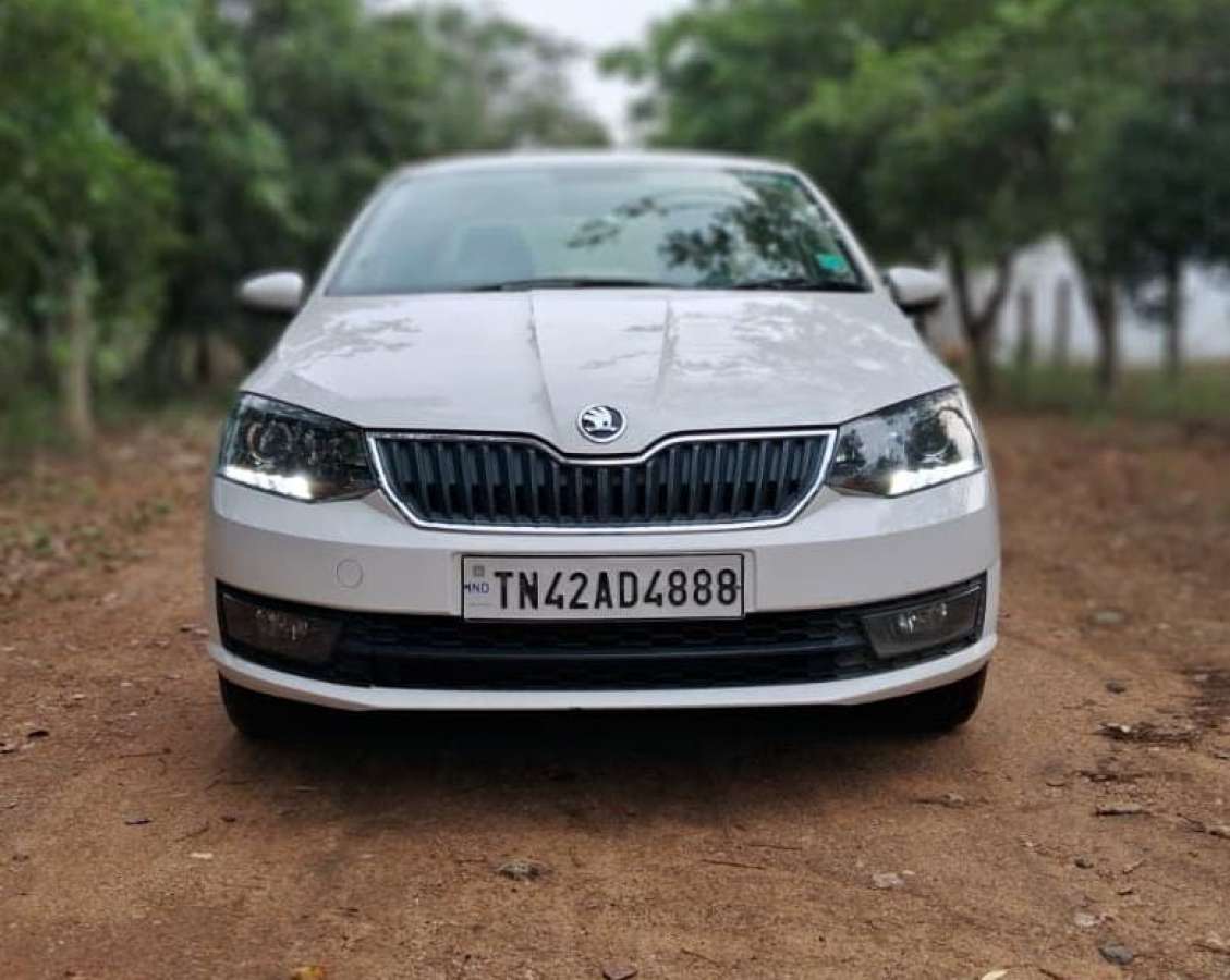 Skoda Rapid 1.6 L Ambition
