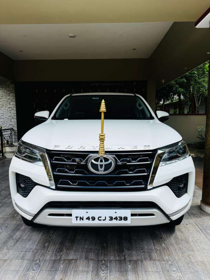 Toyota Fortuner 4*2