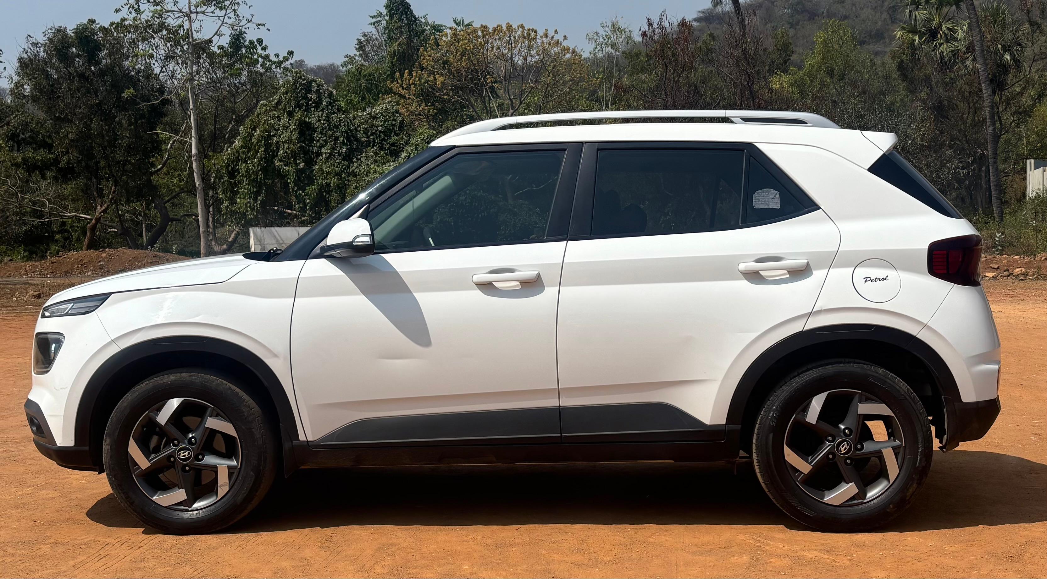 Hyundai Venue SX Turbo Executive