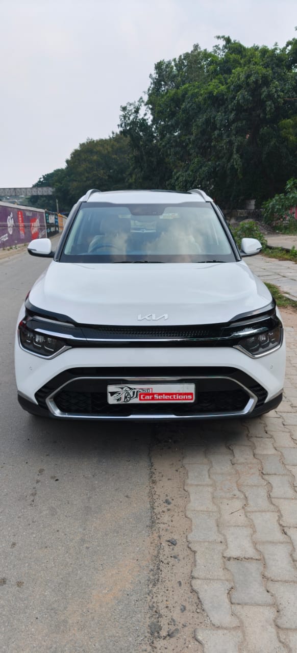 Kia carens Luxury Plus