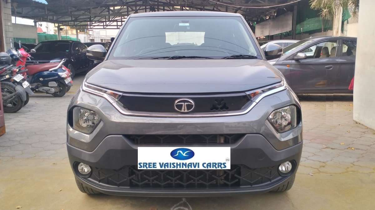 Tata punch Accomplished