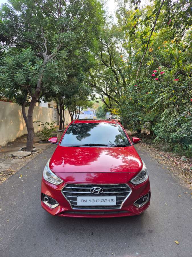 Hyundai Verna CRDi SX(O)