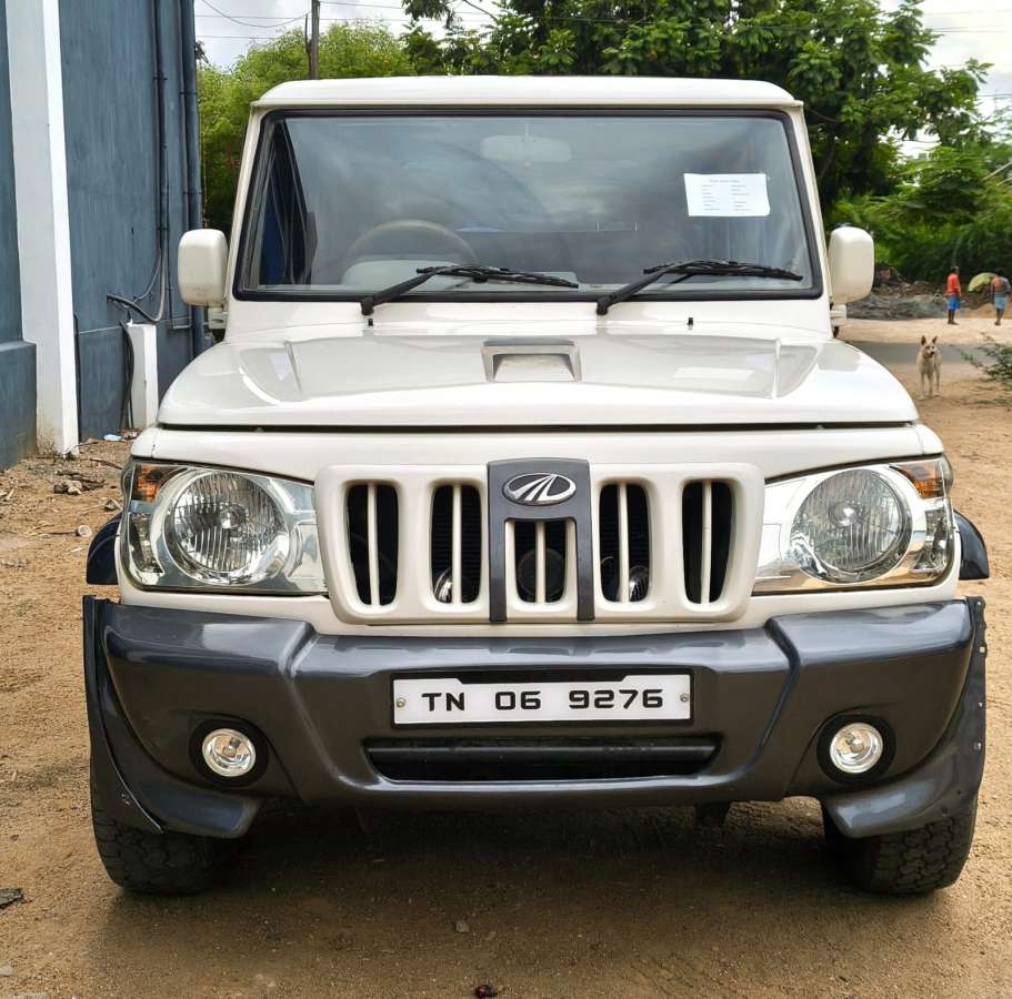 Mahindra Bolero SLE