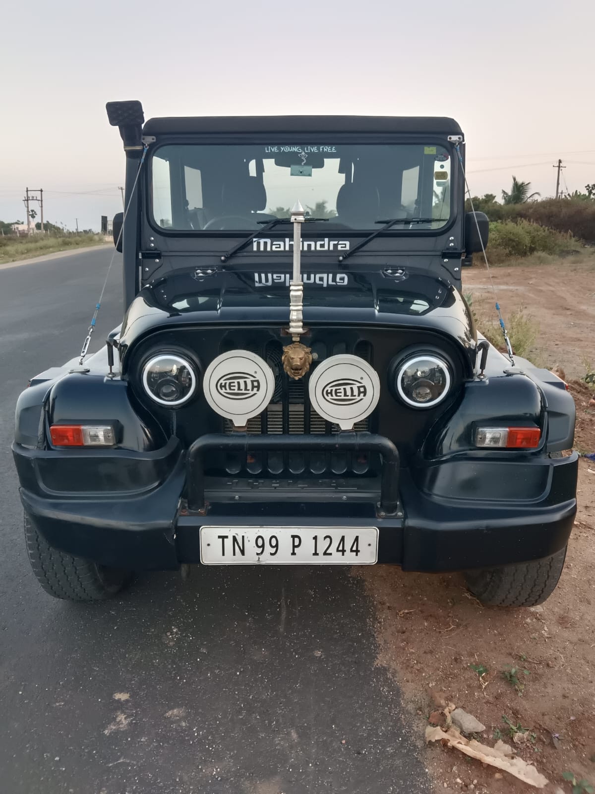 Mahindra Thar CRDe 4x4