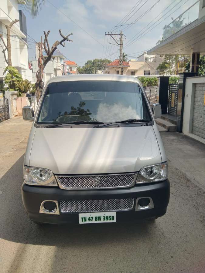 Maruti Suzuki Eeco 5 STR Ac