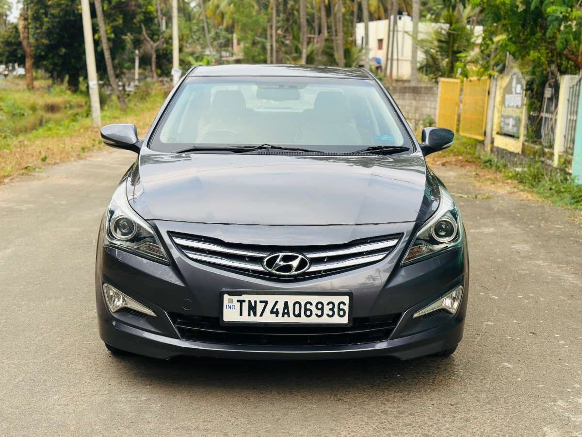 Hyundai Verna CRDi 1.6 SX Option