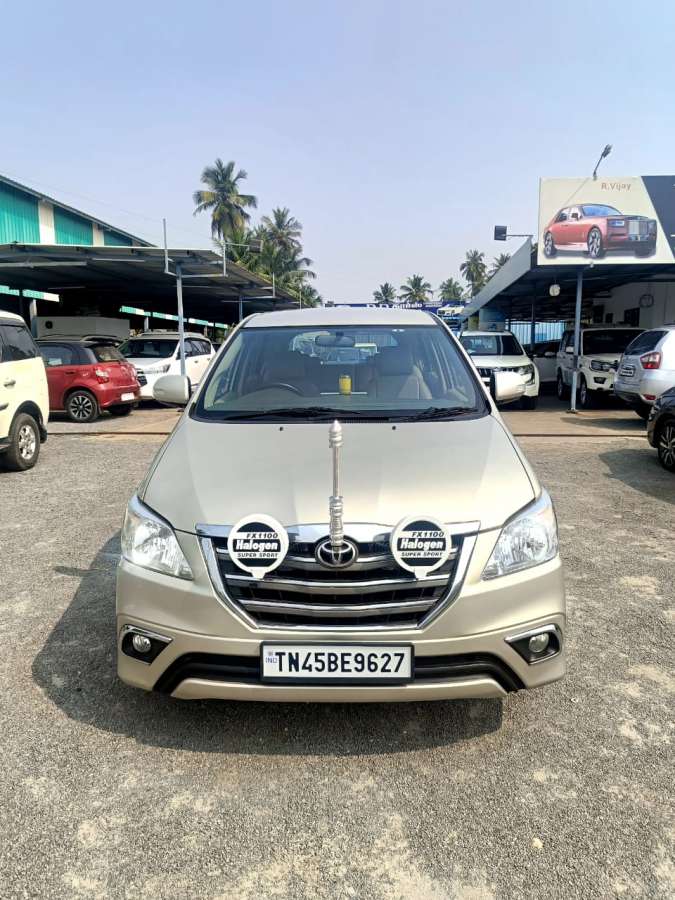 Toyota Innova 2.5 V