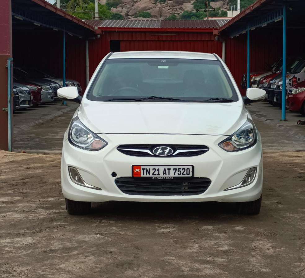 Hyundai Verna SX