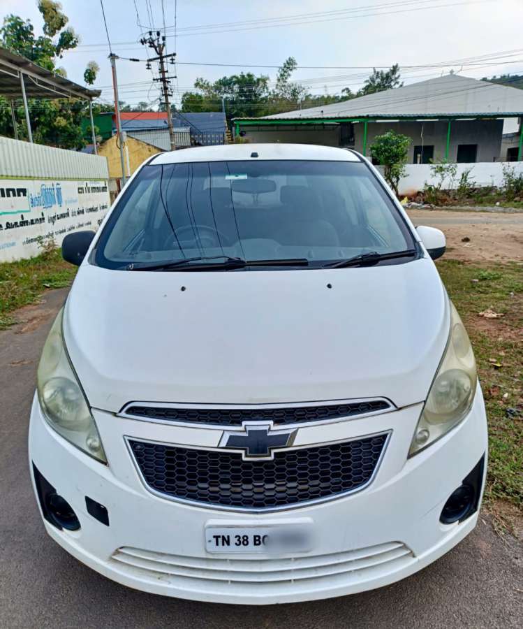 Chevrolet Beat LT Petrol