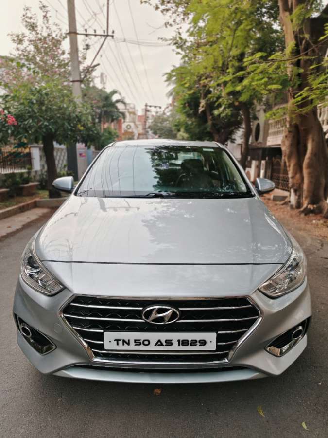 Hyundai Verna CRDi 1.6 SX