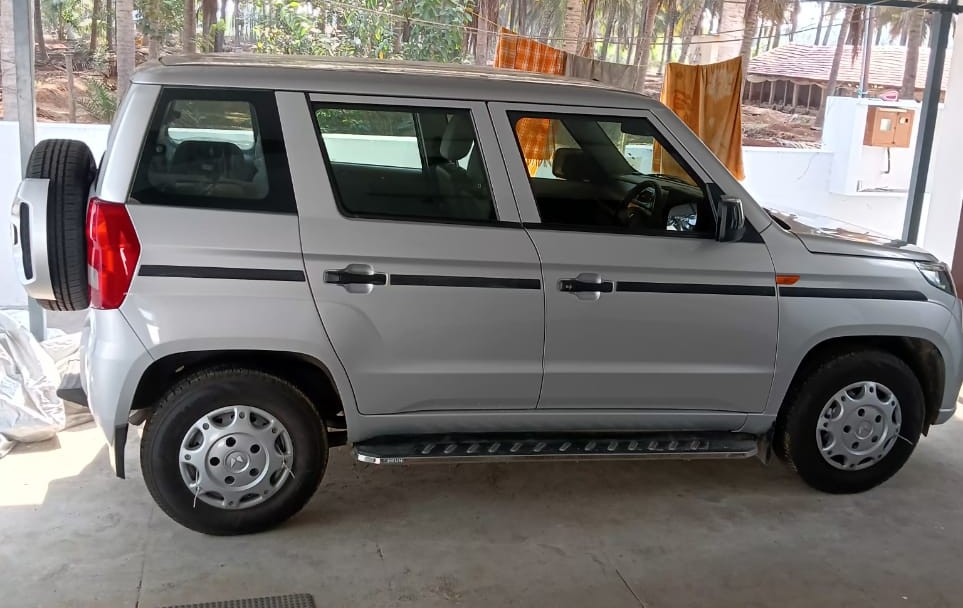 Mahindra Bolero Neo N4
