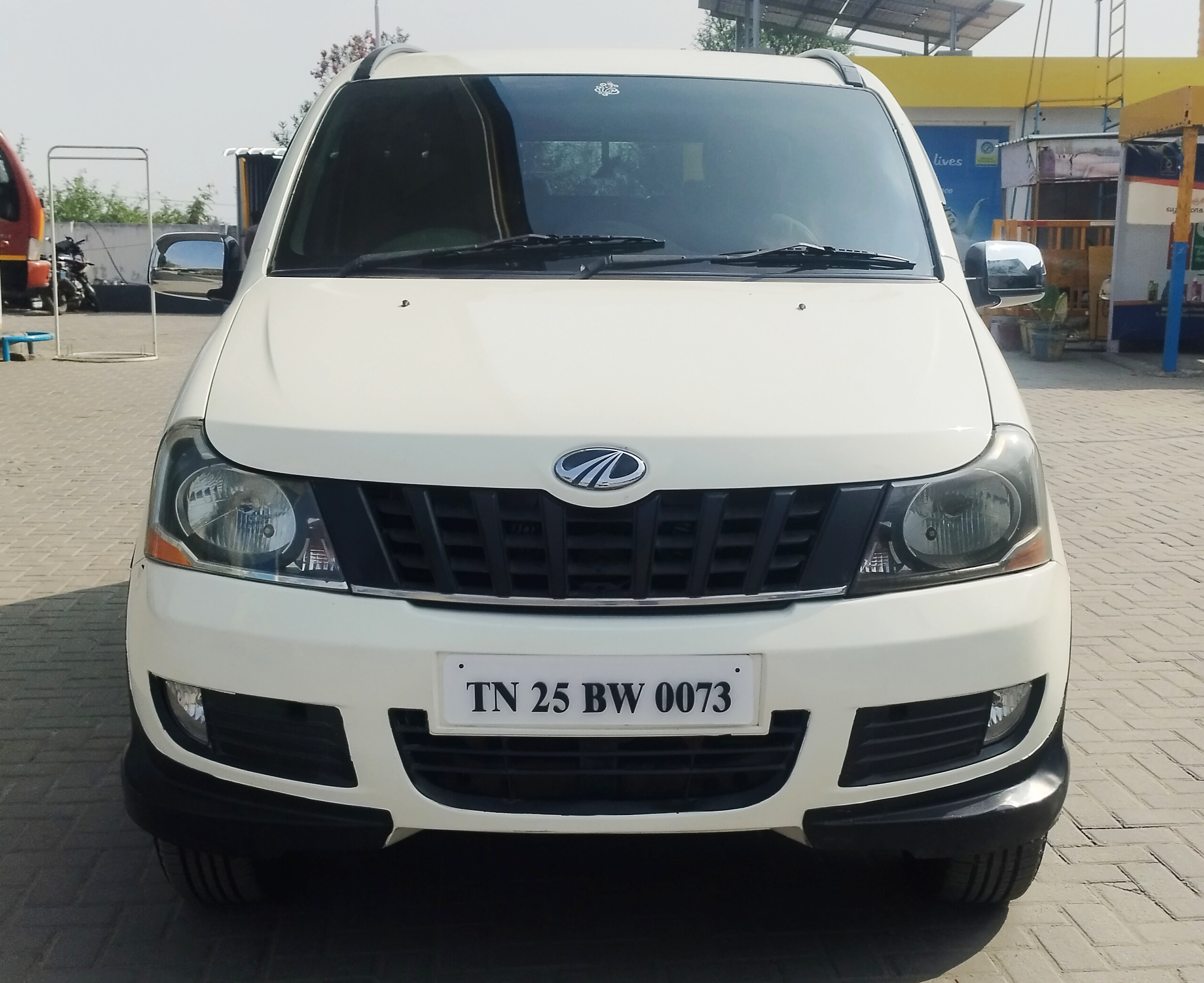 Mahindra Xylo H4 ABS