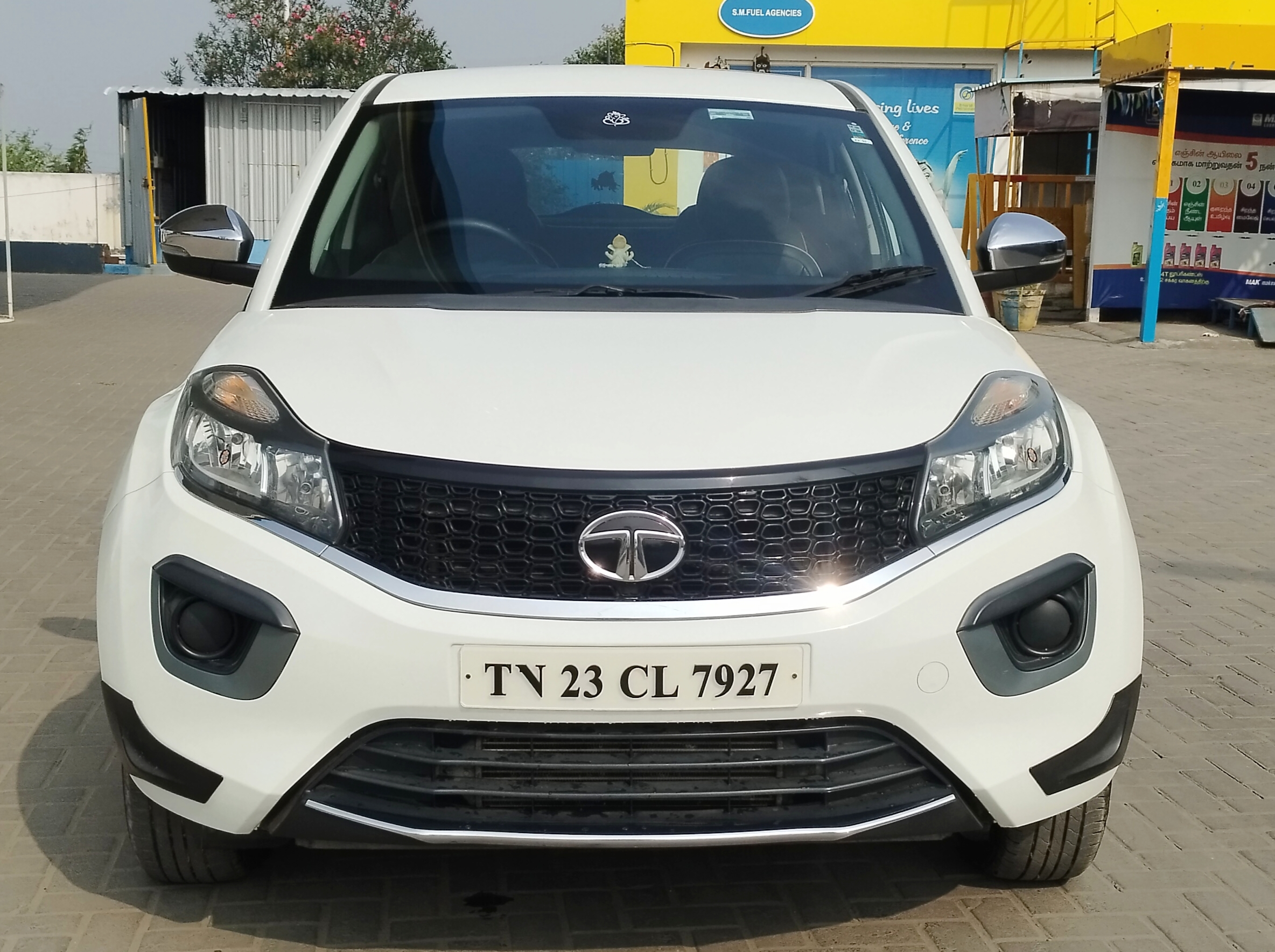 Tata Nexon XM