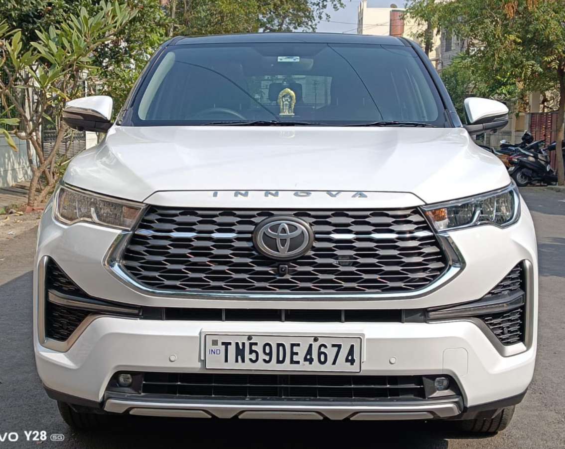 Toyota Innova Hycross VX Hybrid