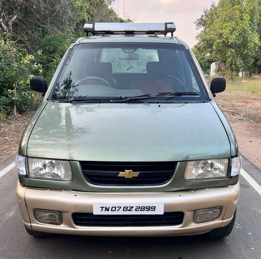 Chevrolet Tavera Neo LS B3 7 STR BS III