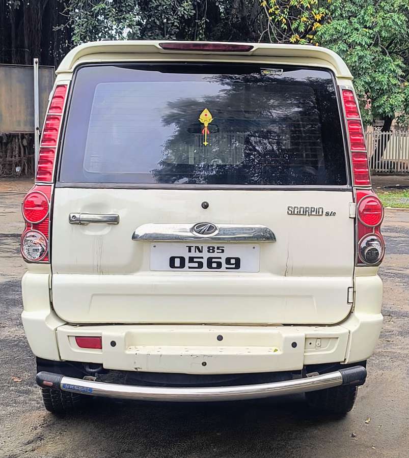 Mahindra Scorpio SLE BS IV