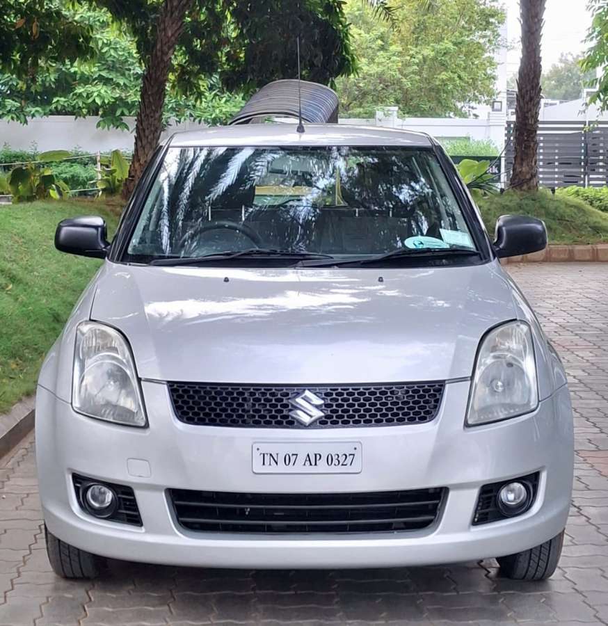 Maruti Suzuki Swift LXI