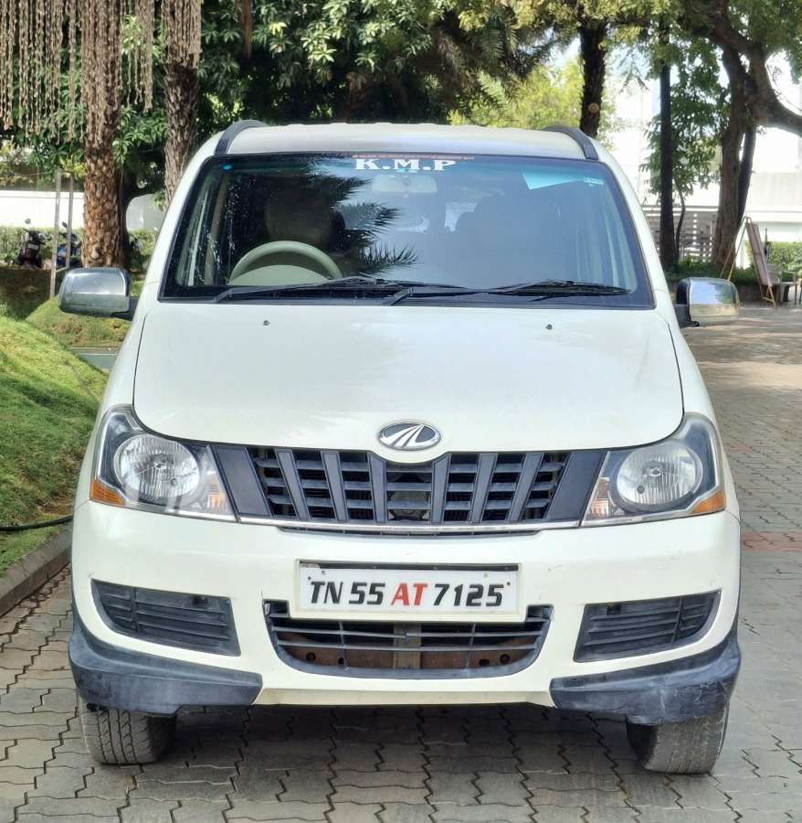 Mahindra Xylo H4