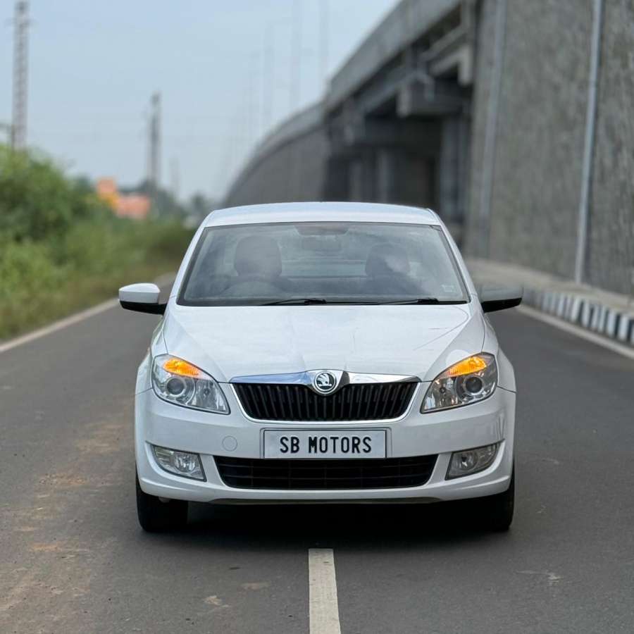 Skoda Rapid 1.6 MPI Elegance