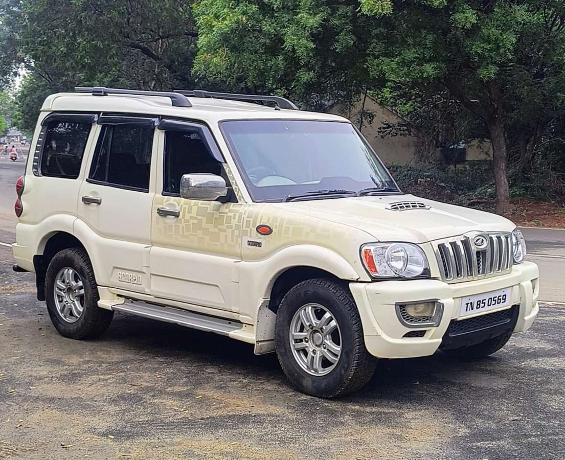 Mahindra Scorpio SLE