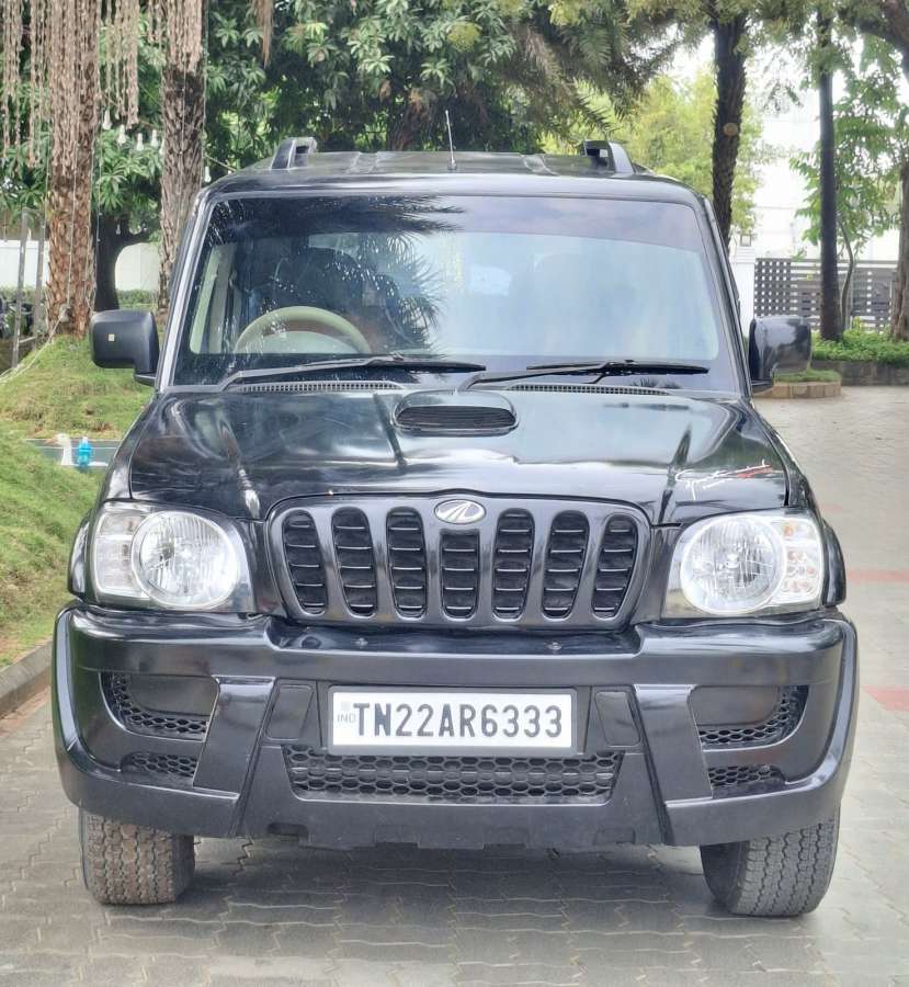 Mahindra Scorpio 2.6 GLX