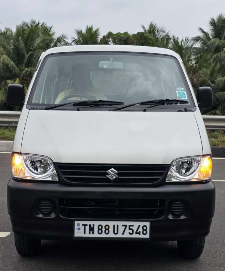 Maruti Suzuki Eeco 5 STR Ac