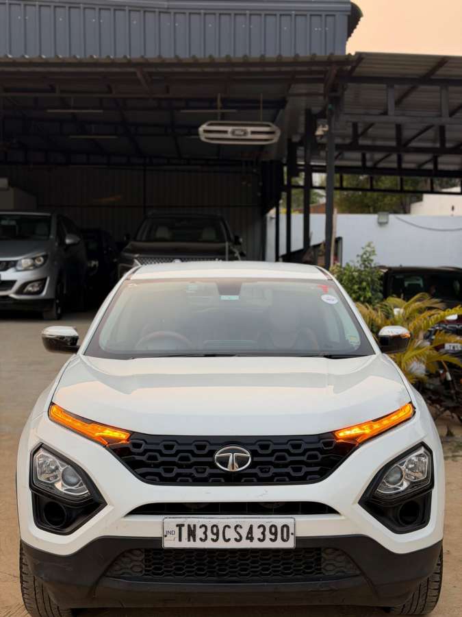 Tata Harrier XT