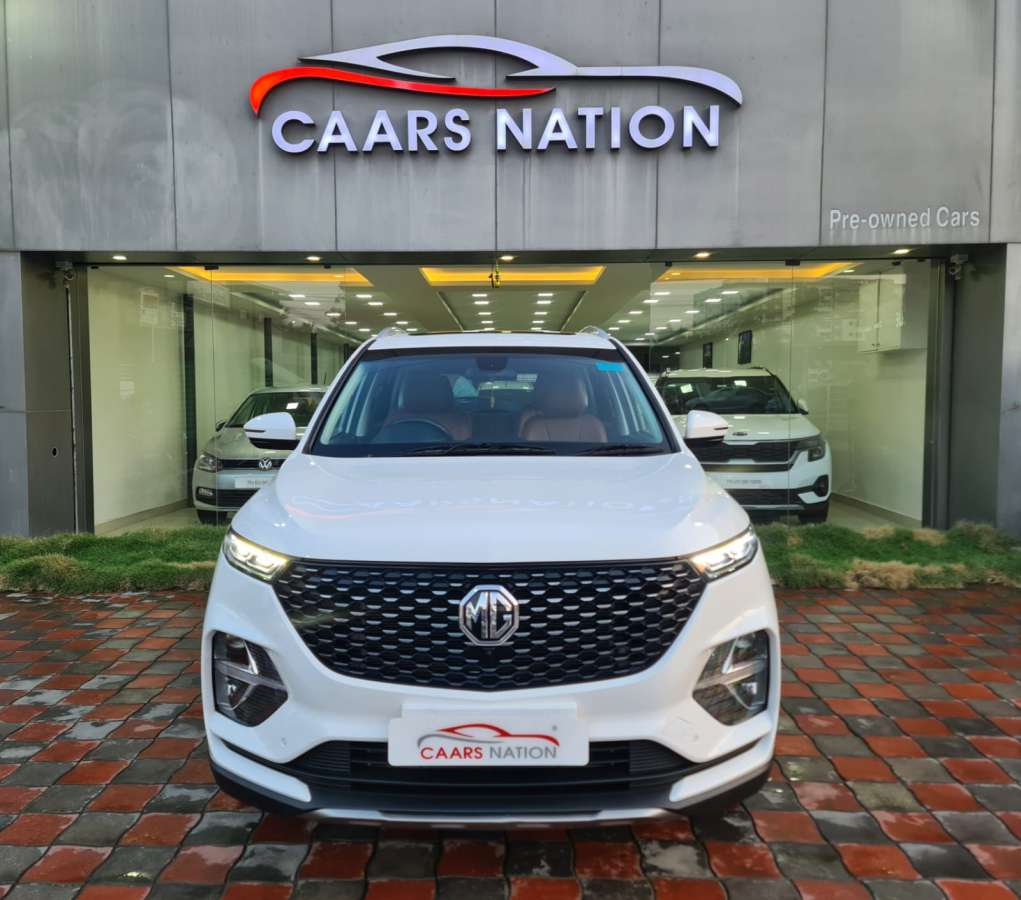 MG Hector Plus Sharp CVT