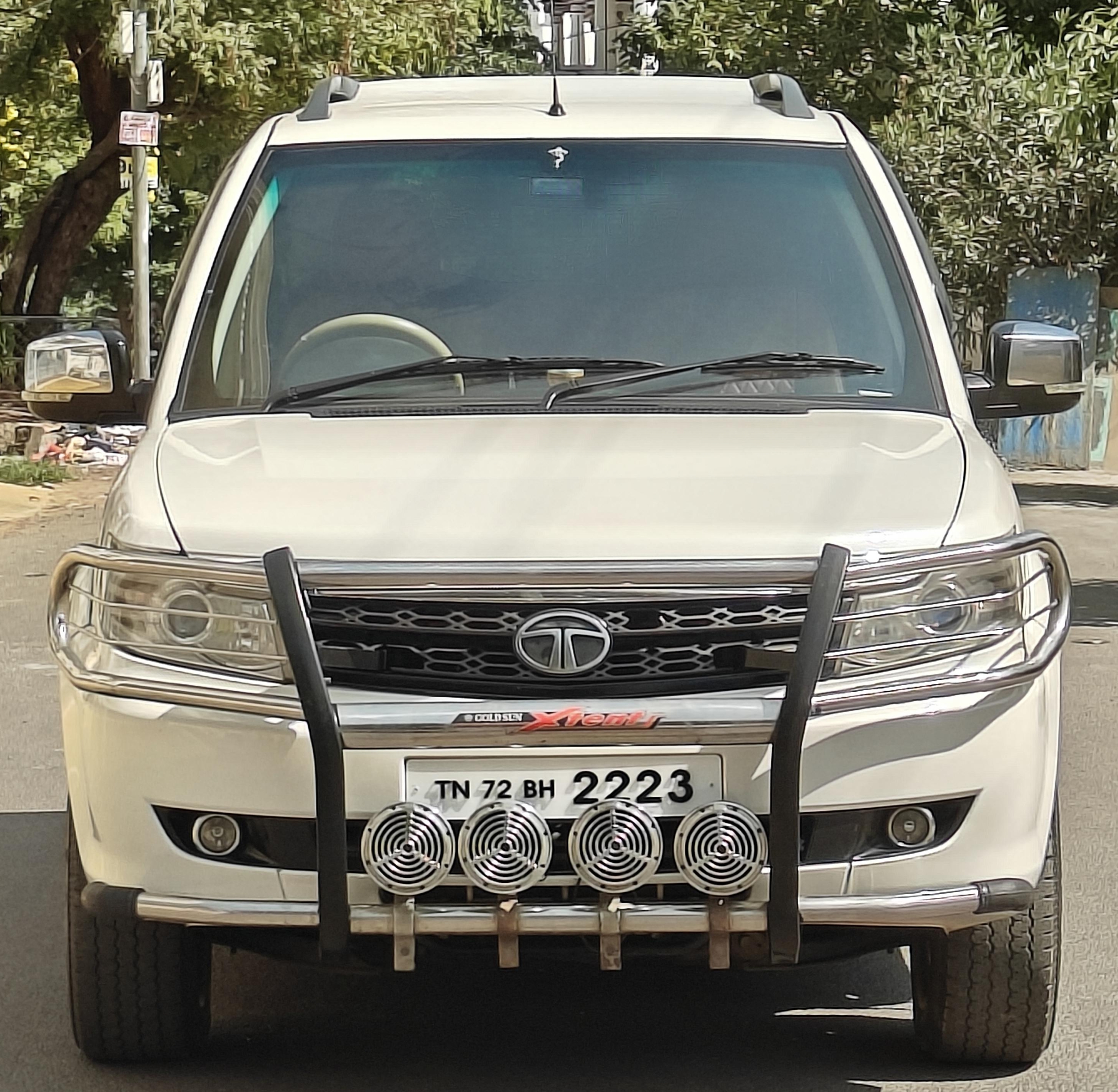 Tata Safari Storme VX Varicor 400