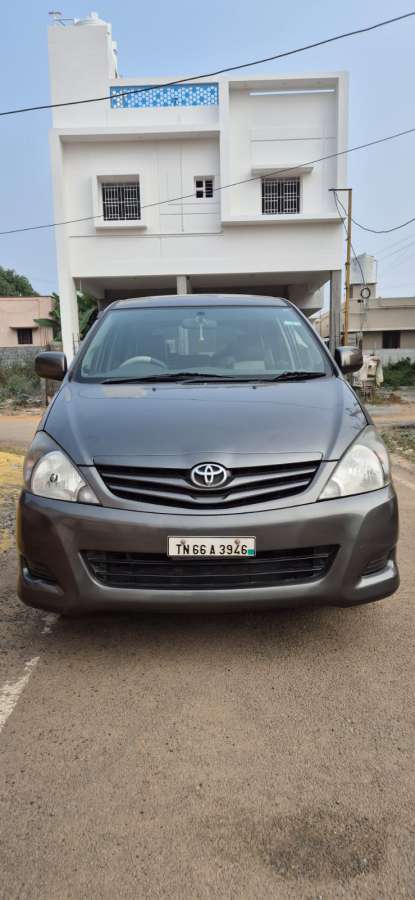 Toyota Innova - Image 5