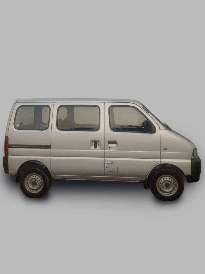Maruti Suzuki Eeco - Image 3