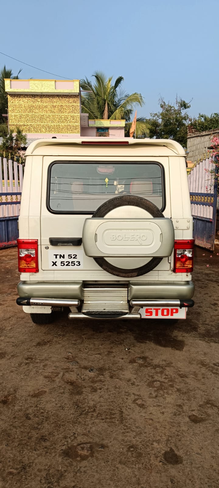 Mahindra Bolero SLX